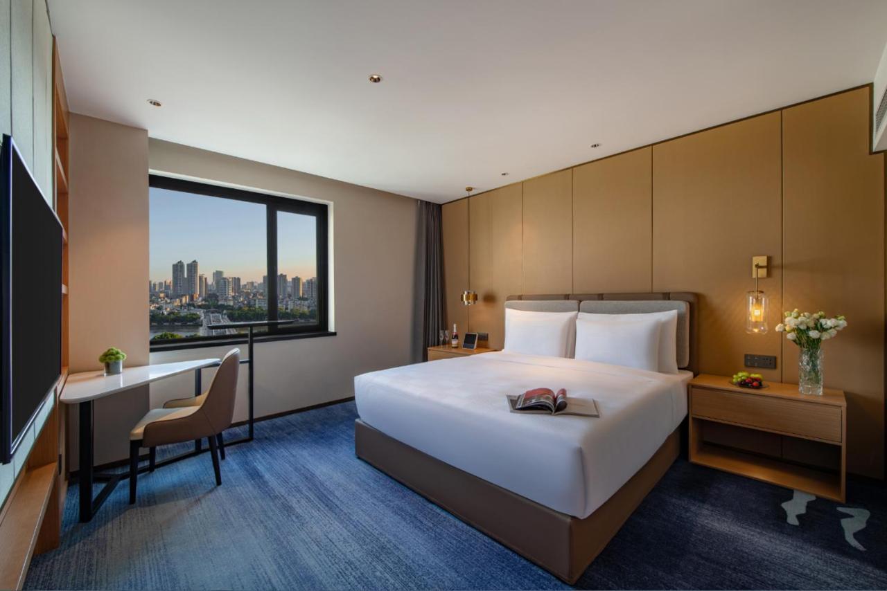Guangzhou Hotel - Free Shuttle Bus To Exhibition Center During Canton Fair Period מראה חיצוני תמונה