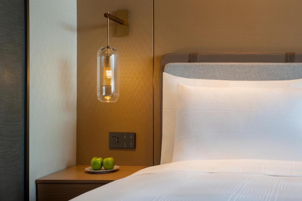 Guangzhou Hotel - Free Shuttle Bus To Exhibition Center During Canton Fair Period מראה חיצוני תמונה