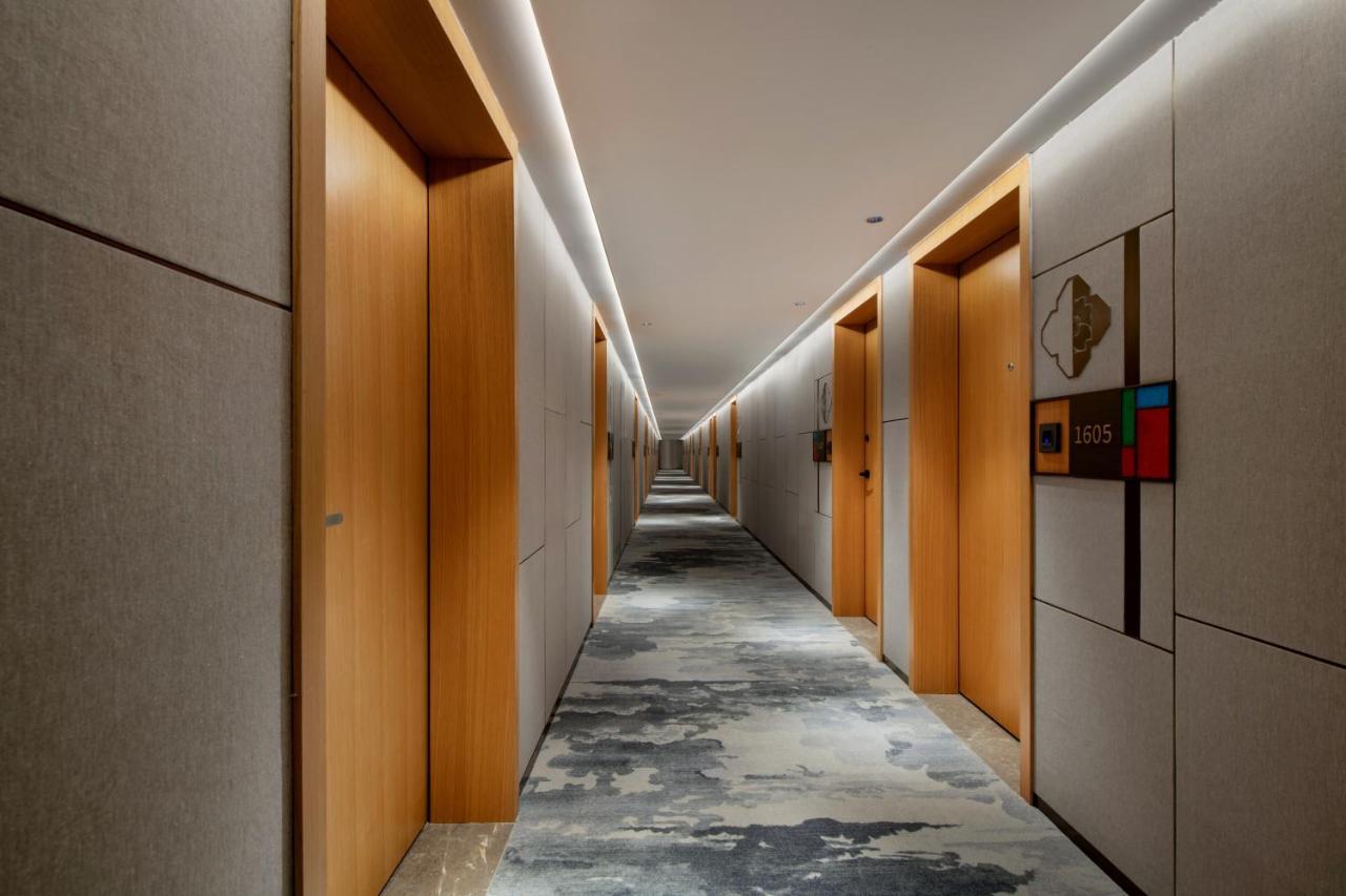 Guangzhou Hotel - Free Shuttle Bus To Exhibition Center During Canton Fair Period מראה חיצוני תמונה