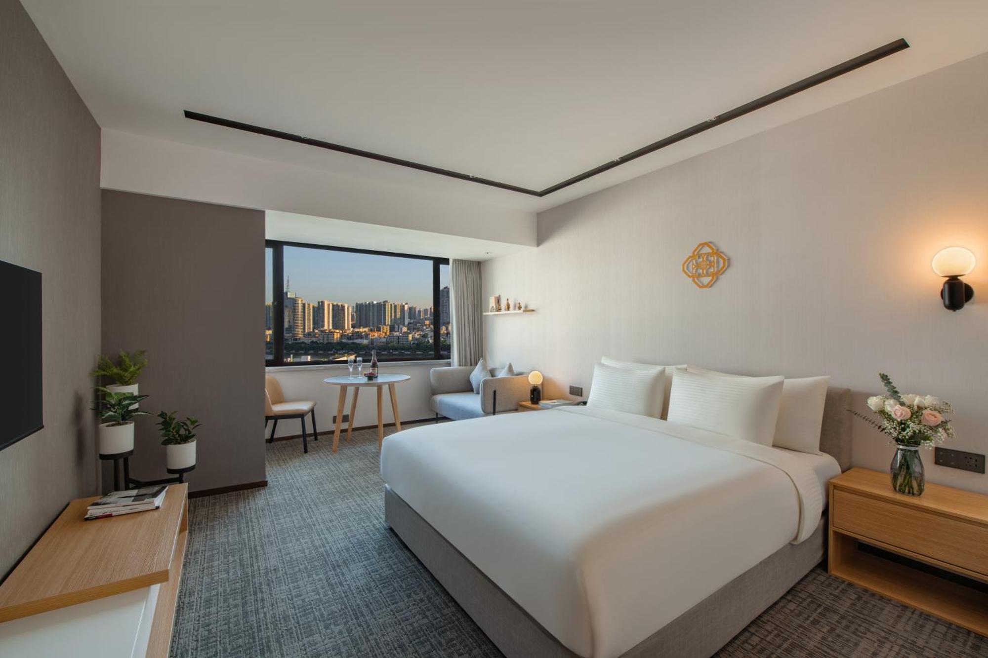 Guangzhou Hotel - Free Shuttle Bus To Exhibition Center During Canton Fair Period מראה חיצוני תמונה