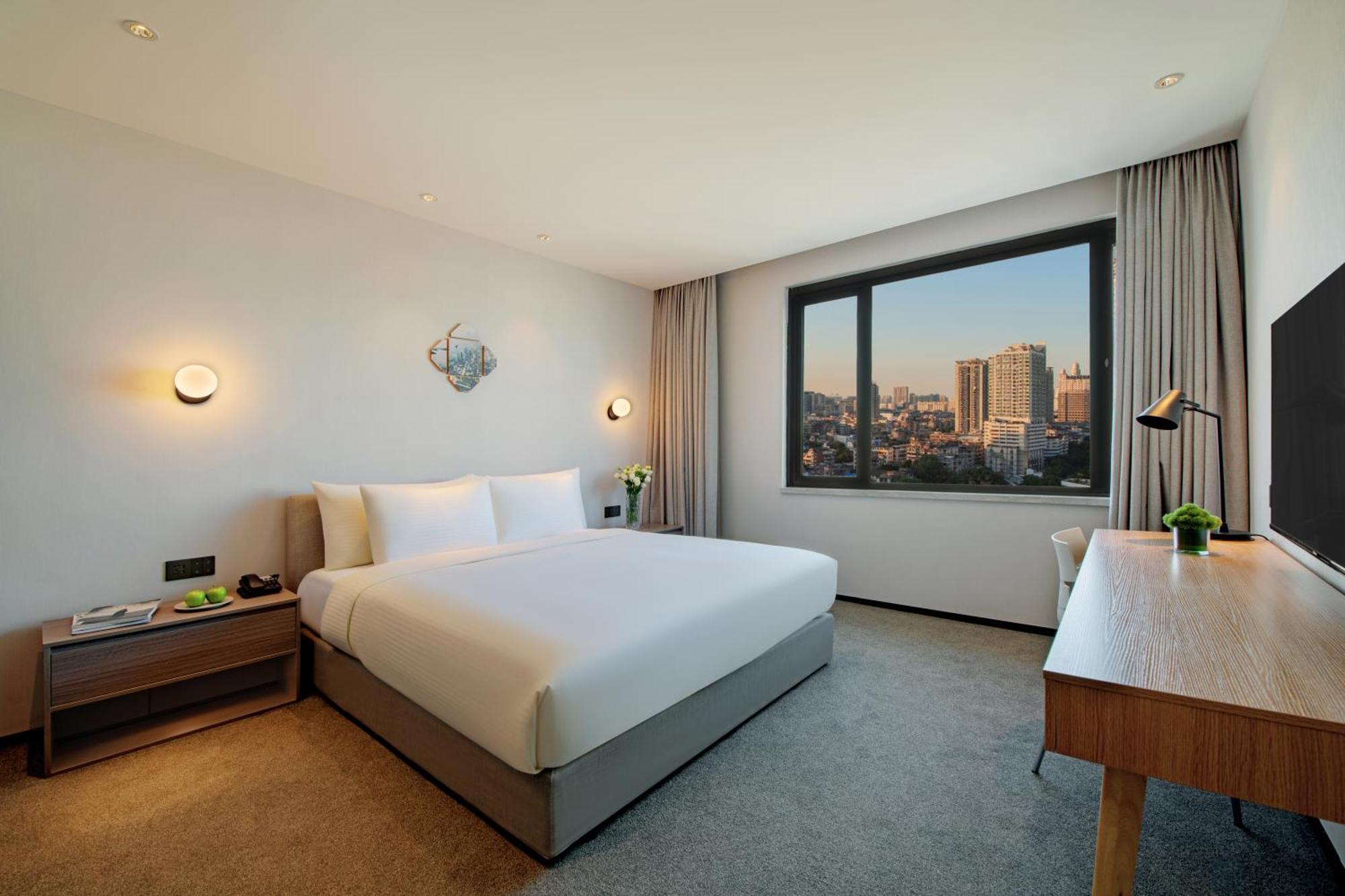 Guangzhou Hotel - Free Shuttle Bus To Exhibition Center During Canton Fair Period מראה חיצוני תמונה